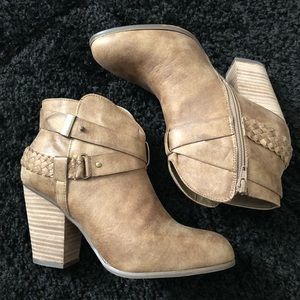XOXO Taupe Ankle Booties NWT
